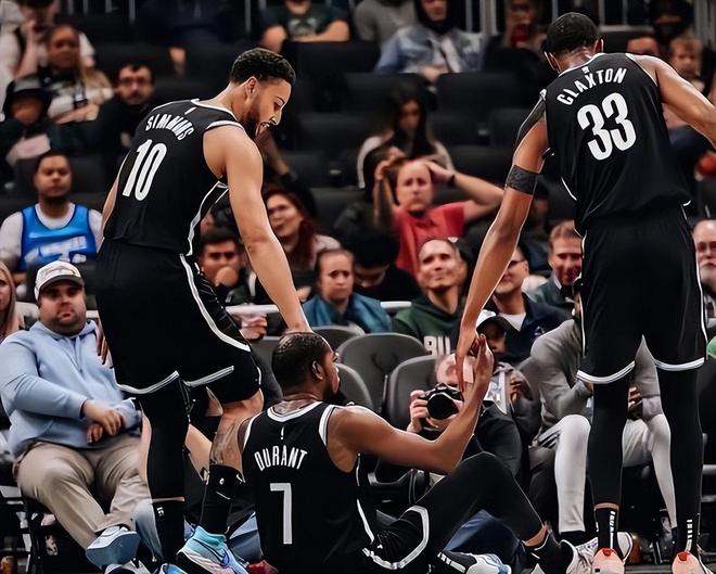 包含鹈鹕接连失利，面临前所未有压力的词条