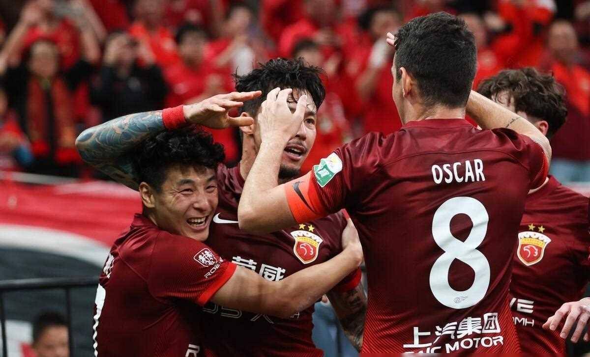 上海上港坚守领先地位，备受期待的简单介绍