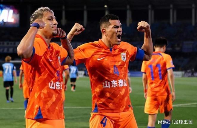 精彩不断！国内足球俱乐部亚冠表现获赞的简单介绍