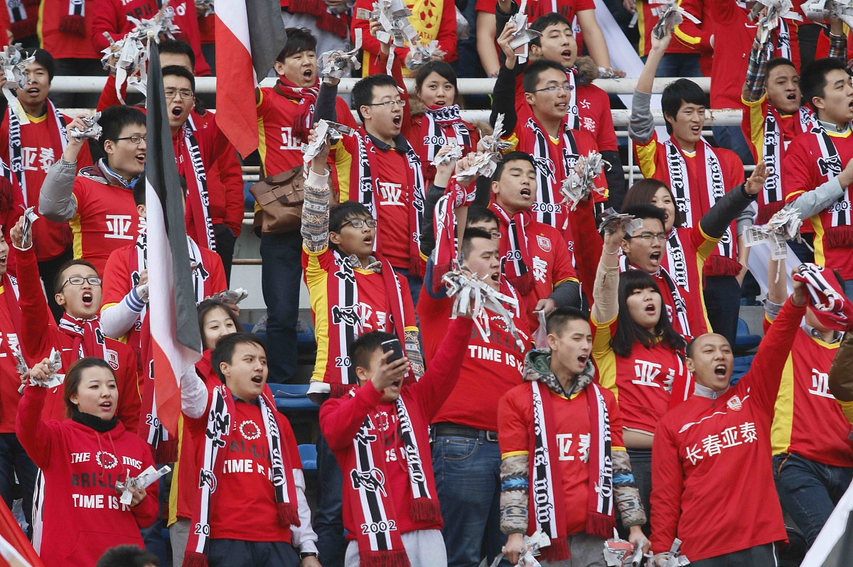 东京FC迎战拜仁慕尼黑，实力对决引发球迷热议的简单介绍