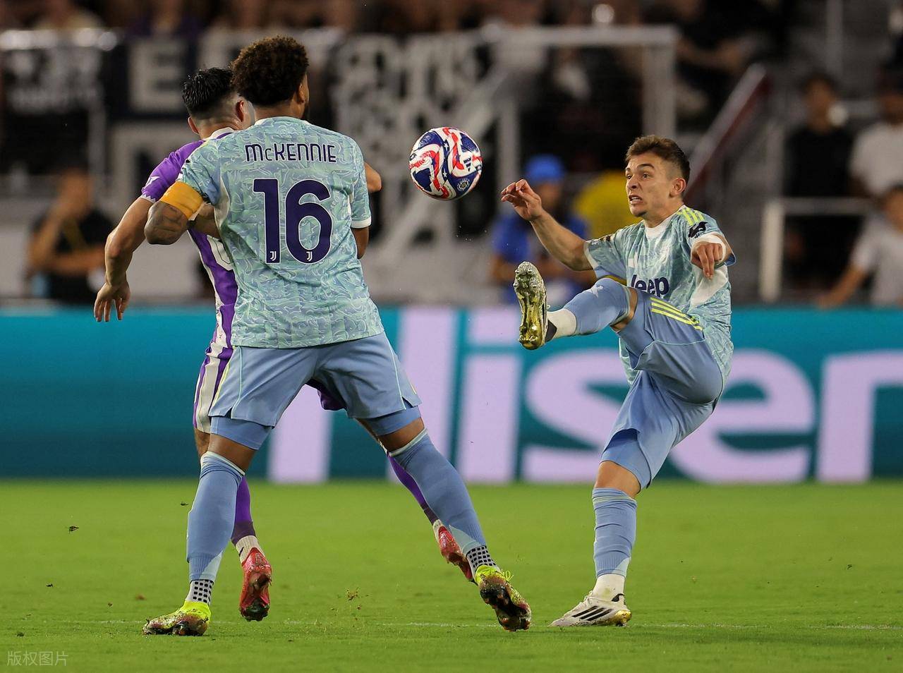 欧洲豪门球队在国际赛场上再获胜利！的简单介绍