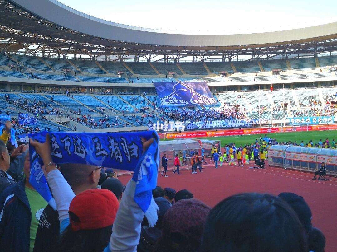 江苏苏宁主场逼平大连一方，取得重要分数的简单介绍