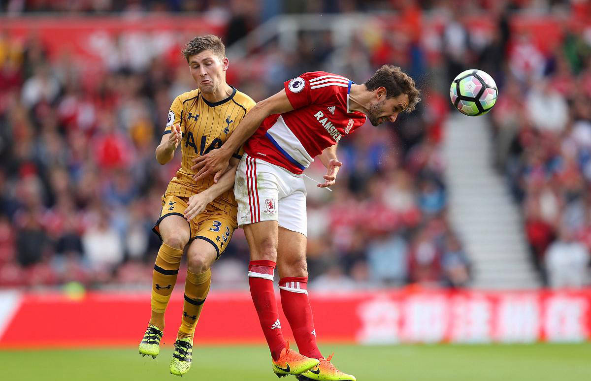 部落主场不敌帕尔马，保级形势不容乐观