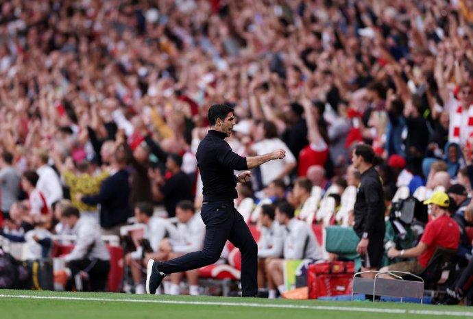 包含阿森纳神秘伤停，场上万分担心的词条