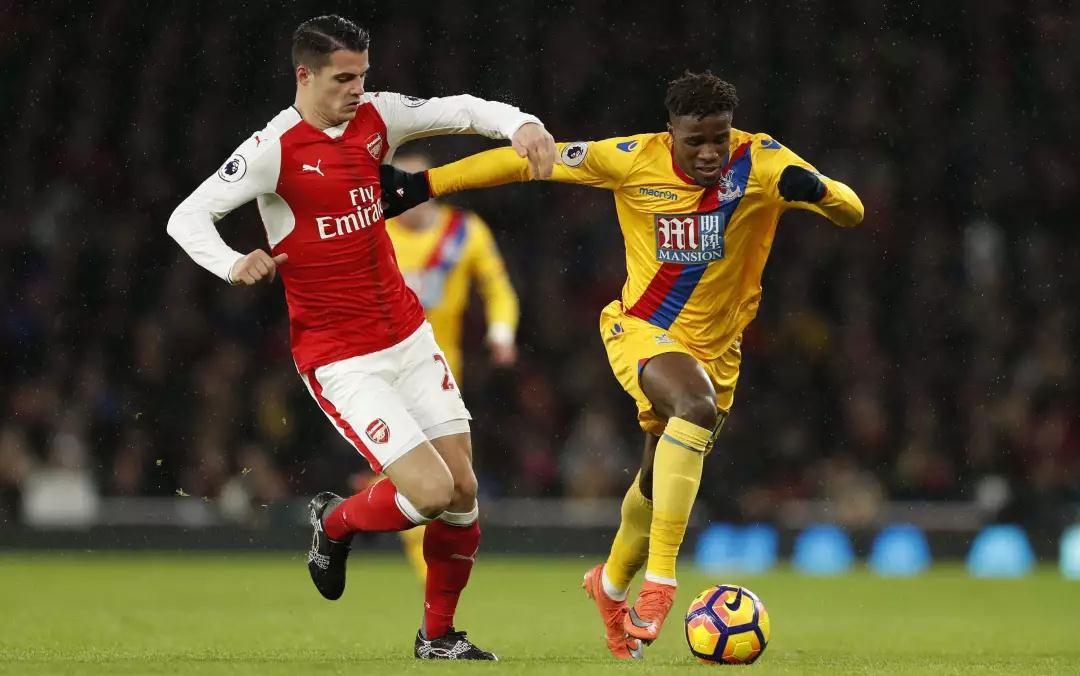 非洲联赛中一支实力雄厚的球队继续领跑