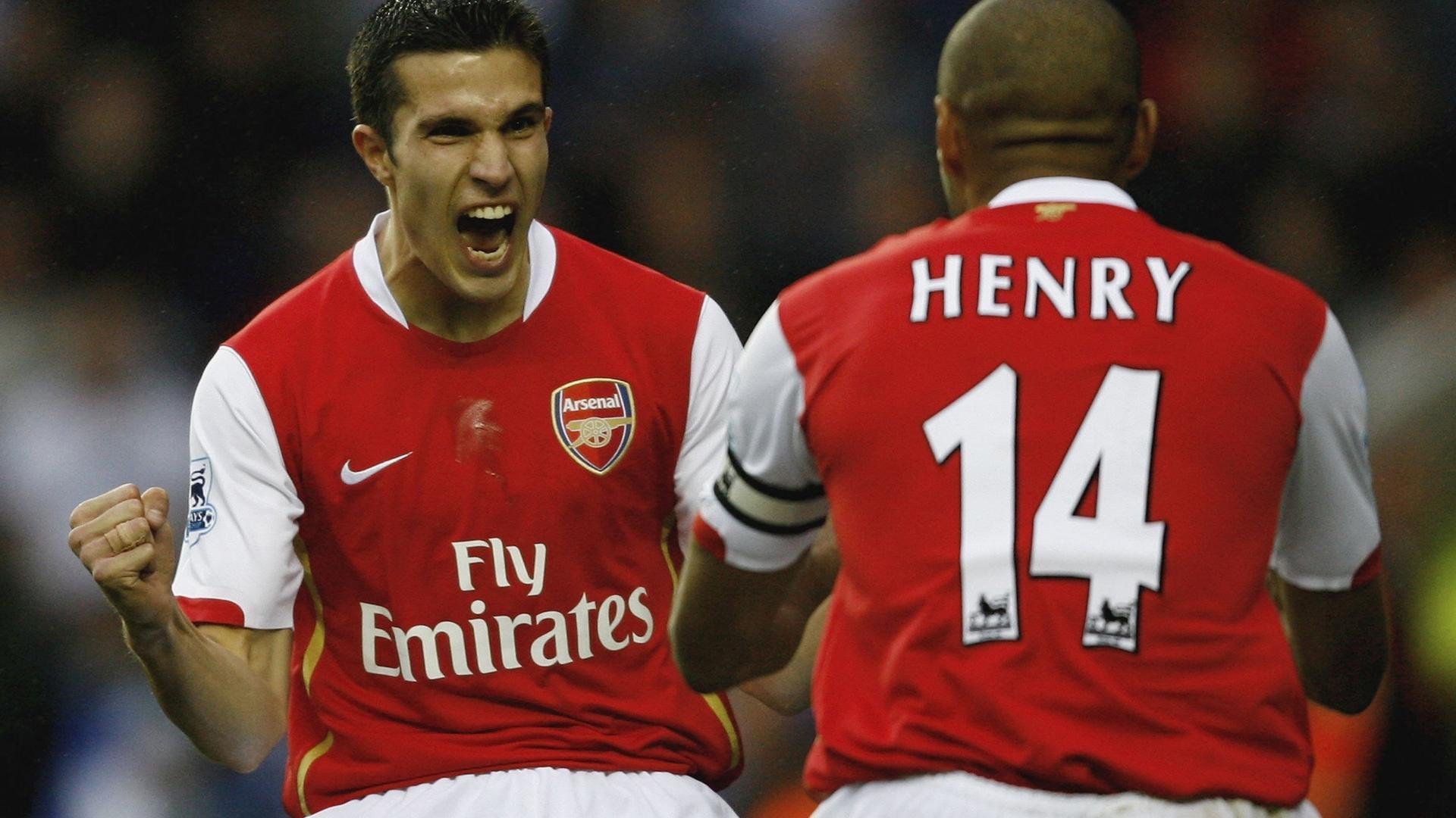 欧冠奇迹夜，比利亚雷亚尔，在肖邦的琴键上加时击碎波兰钢刃